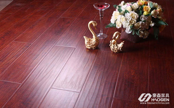 选购桦木地板为整个家里打造一丝自然气息